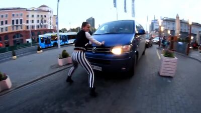 Twerk like Miley Cyrus