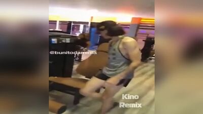 Дрищ в качалке kino remix 2018 угар ржака до слез wasted смешные приколы fail сильный но легкий