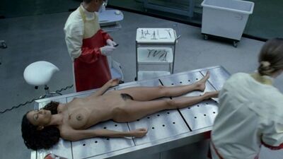 Тэнди Ньютон (Thandie Newton nude scenes in "Westworld" s01e07 2016)