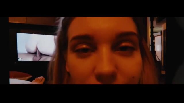 Кристина Асмус сосет хуй и её ебут во все щели. Слитая сцена в hd качестве. Порно секс минет анал жопа ебля кончает рот сперма