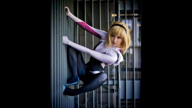 Cosplay spider gwen