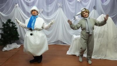 НОВОГОДНЕЕ НАСТРОЕНИЕ ... Танец-игра "Ёлочки-пенёчки"