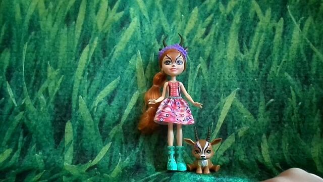 Обзор на Куклу Энчантималс Габриэла Газели Gabiela Gazelle и её зверюшку Газель Споттер Spotter