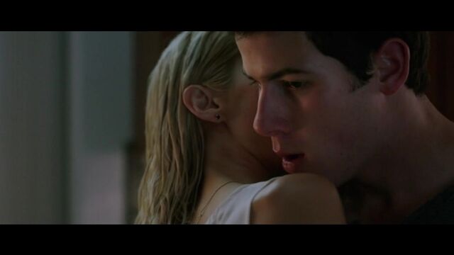 Изабель Лукас (Isabel Lucas)(sex scene, сцена секса, эротика, постельная сцена, раком, трах, кончил, порно)
