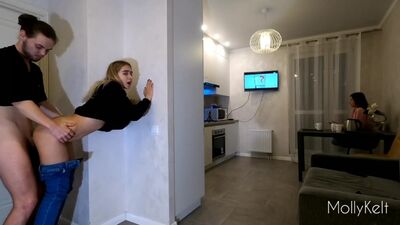 Чуть не спалились (Порно Sex трах Fuck Домашнее porno Любительское teen Home Porn XXX young домашка)