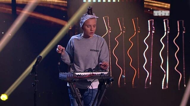 "ПЕСНИ": Оля Кекс - Не везёт