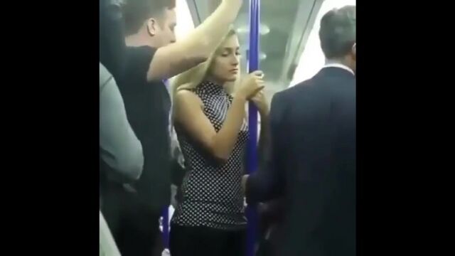 Облапал девушку в общественном транспорте!